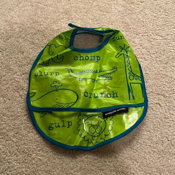 CROCODILE CREEK BABY BIB - Picture 1 of 7